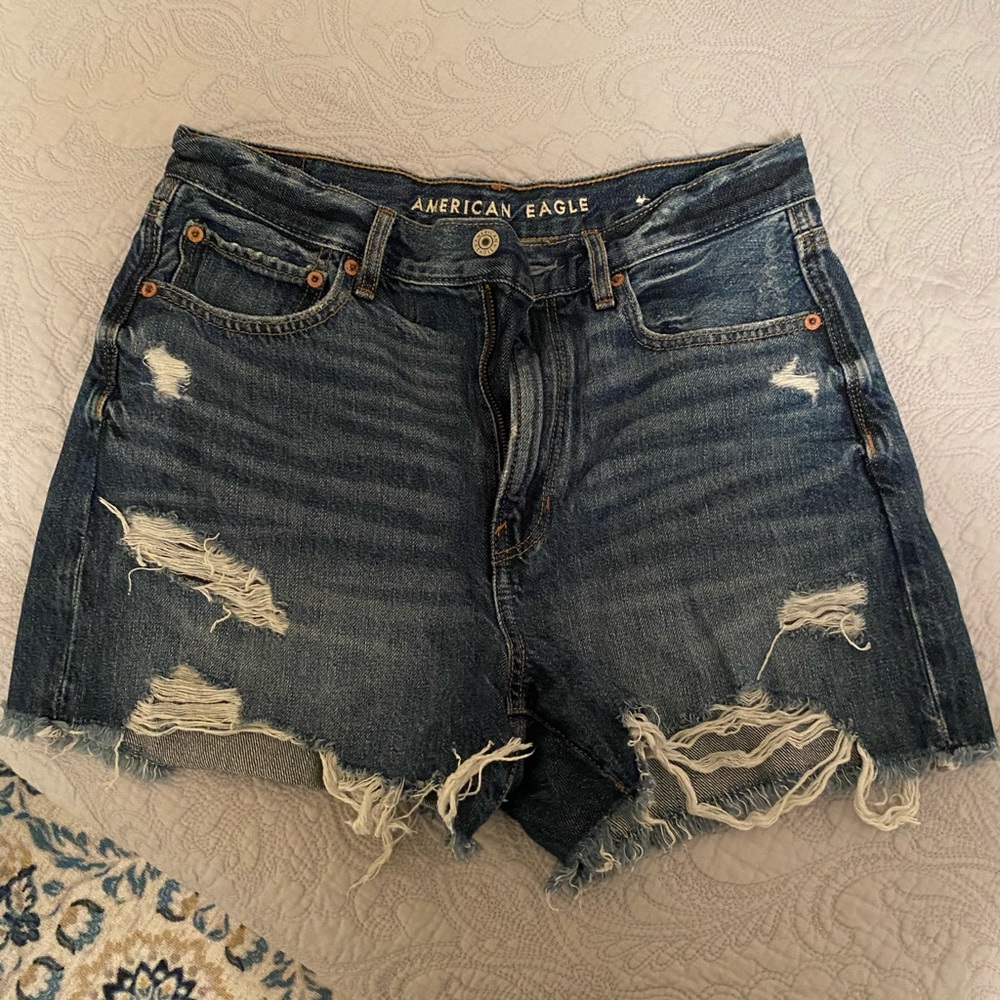 American eagle mom shorts